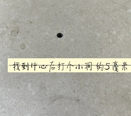 阳信瓷砖空鼓维修公司专业解答在瓷砖铺贴过程中，如果砂料搅拌不均匀，将会带来以下问题